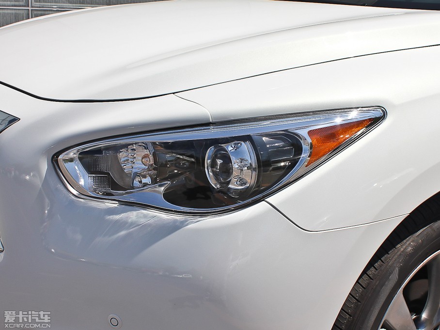 2013ӢQX60(M) 35 ׿Խ