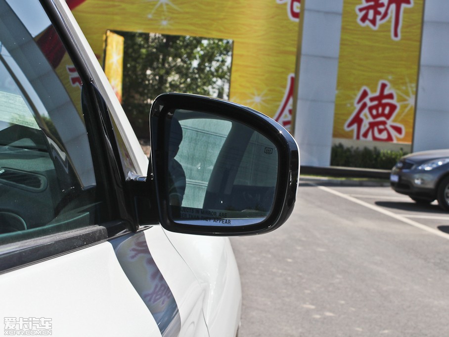 2013ӢQX60(M) 35 ׿Խ