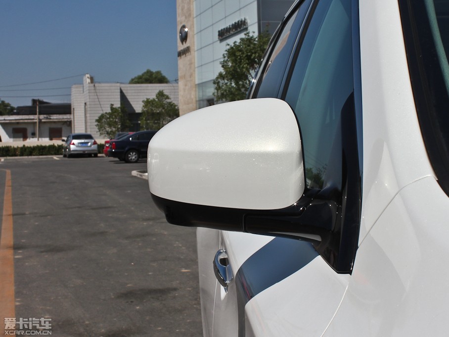 2013ӢQX60(M(jn)) 35 (q)׿Խ