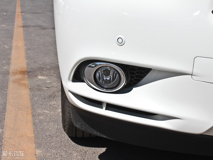 2013��Ӣ�����QX60(�M��) 35 ���׿Խ��