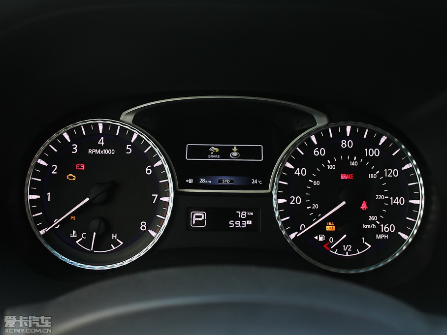 2013ӢQX60(M) 35 ׿Խ