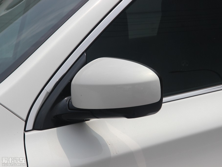 2013ӢQX60(M) 35 (q)ȫܰ