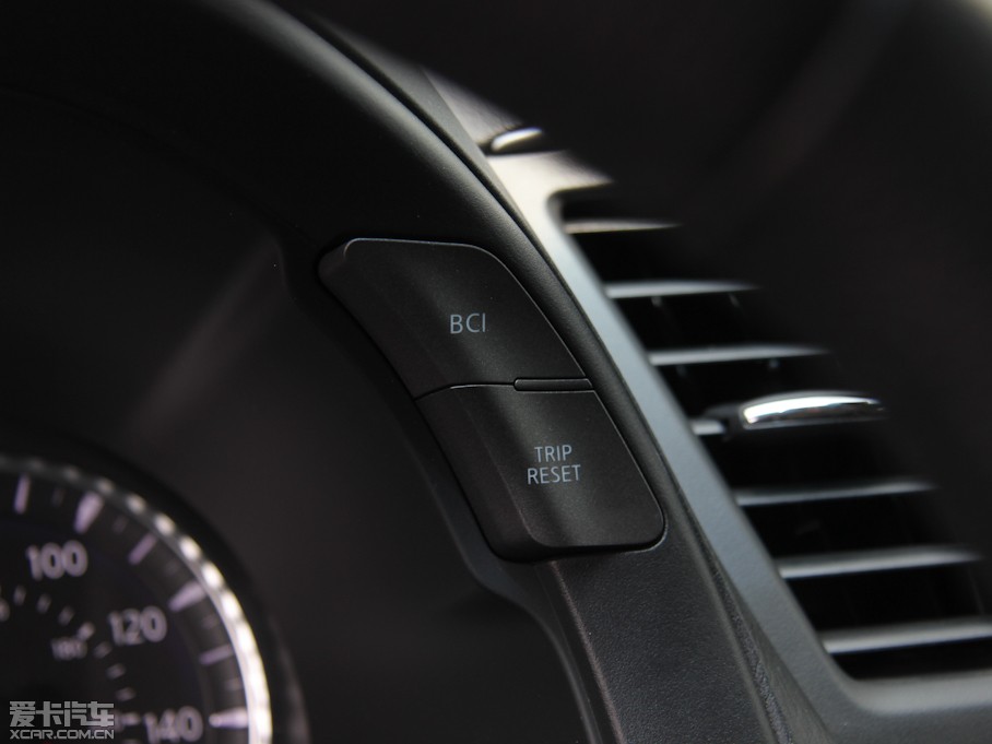 2013ӢQX60(M) 35 ȫܰ