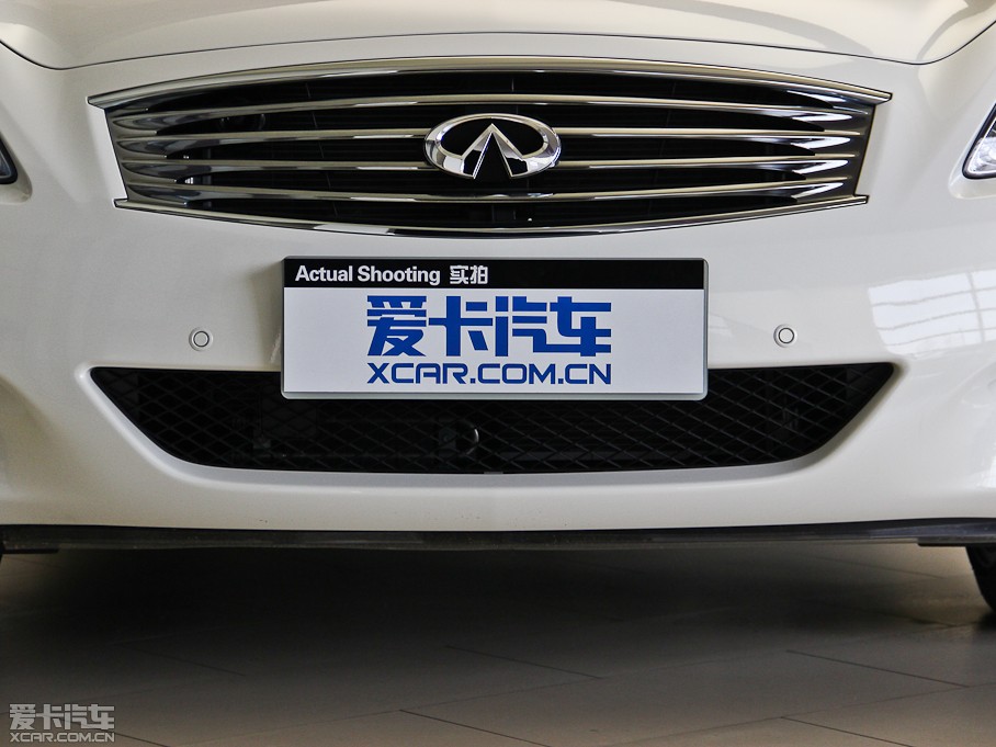 2013ӢQ60 37 Convertible