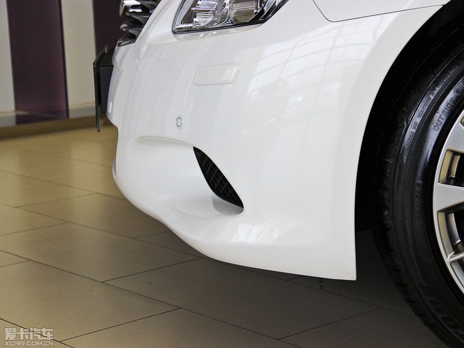 2013ӢQ60 37 Convertible