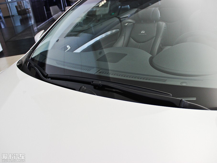 2013ӢQ60 37 Convertible