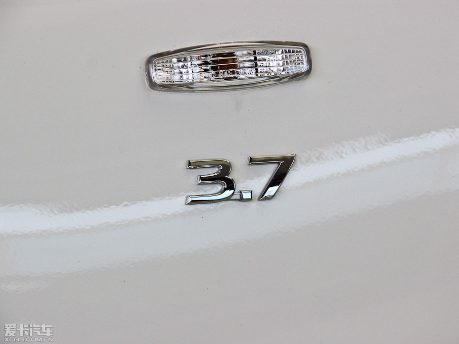 2013ӢQ60 37 Convertible