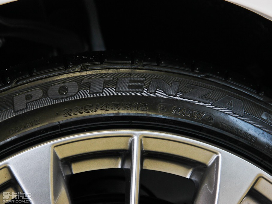 2013��Ӣ�����Q60 37 Convertible