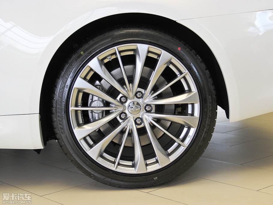 2013ӢQ60 37 Convertible