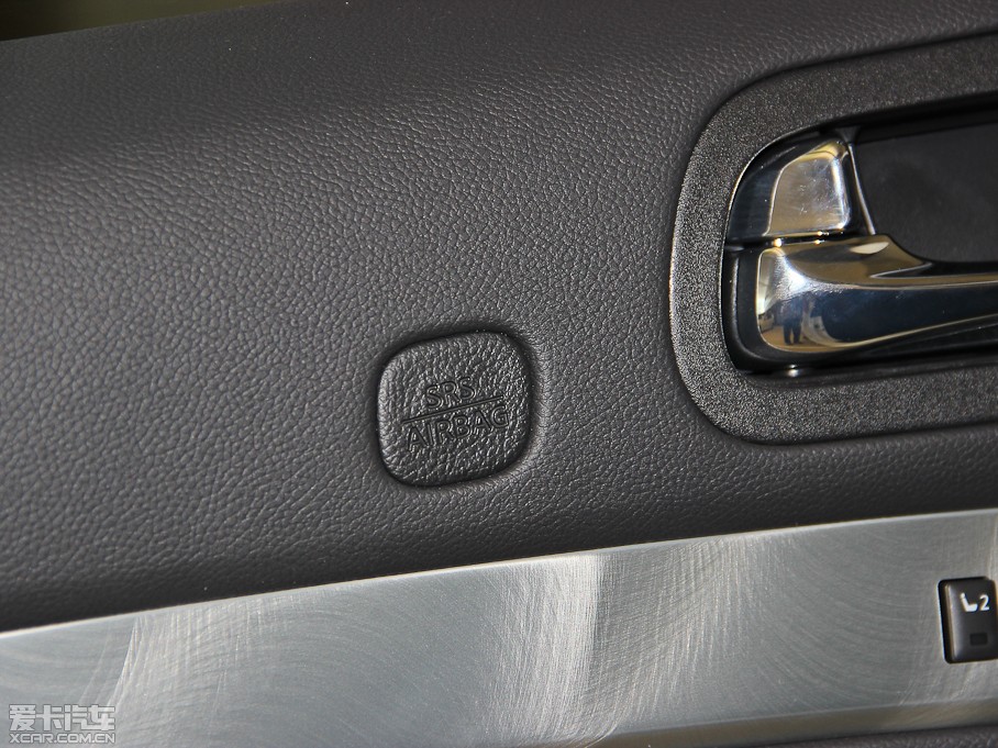 2013ӢQ60 37 Convertible