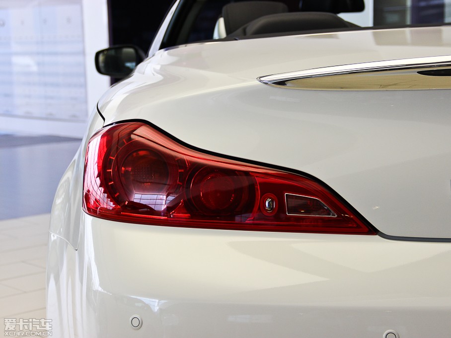 2013��Ӣ�����Q60 37 Convertible