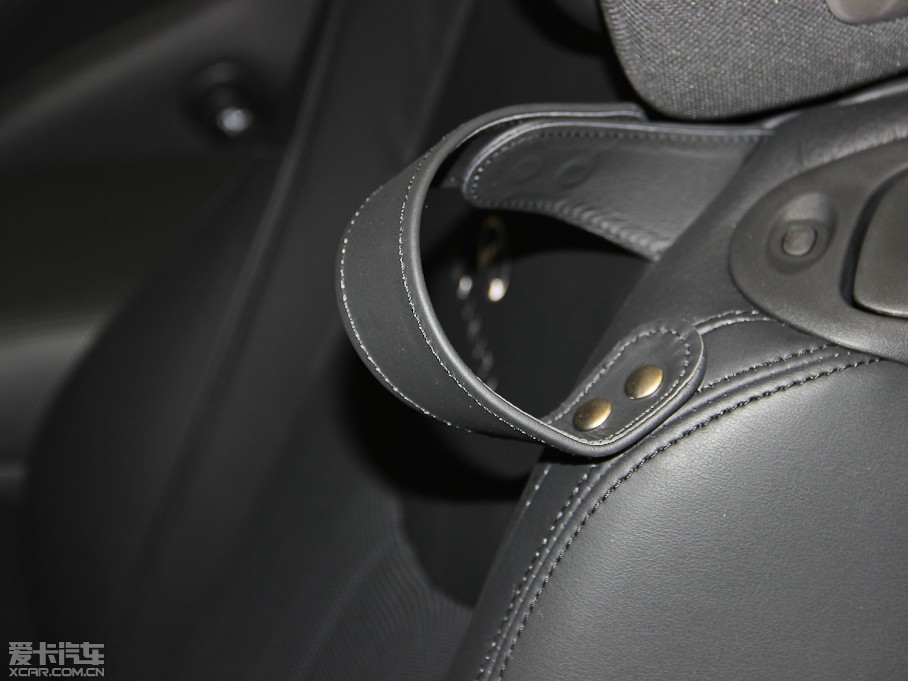 2013ӢQ60 37 Convertible