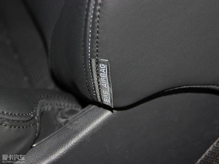 2013ӢQ60 37 Convertible