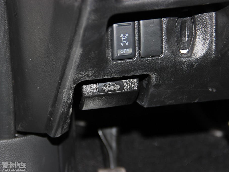 2013ӢQ60 37 Convertible