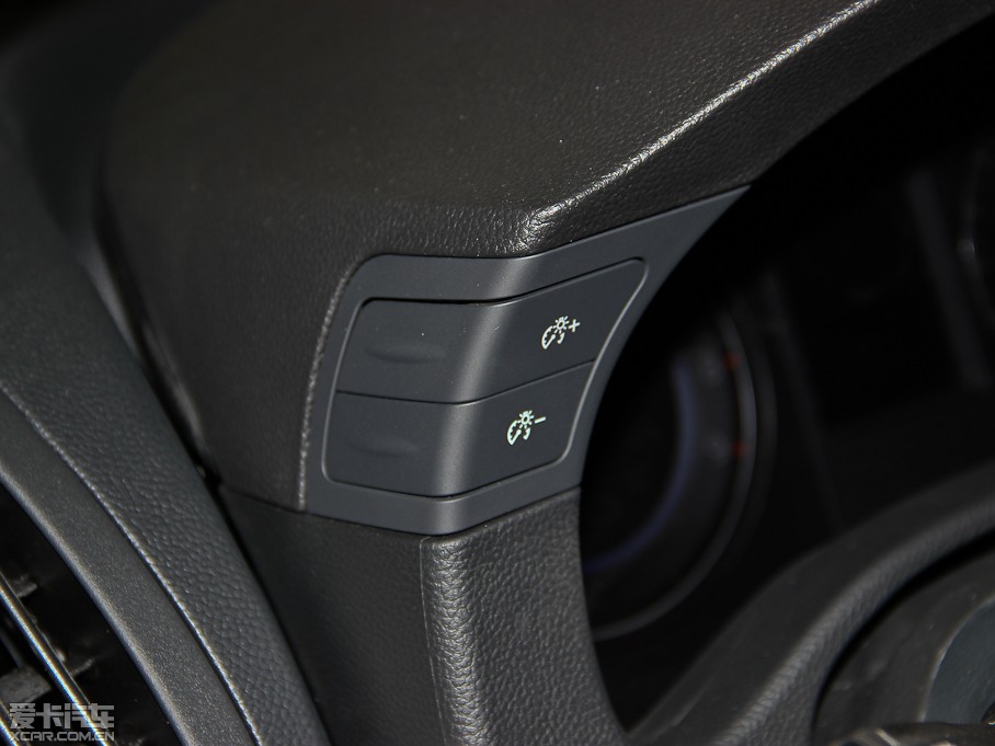 2013ӢQ60 37 Convertible