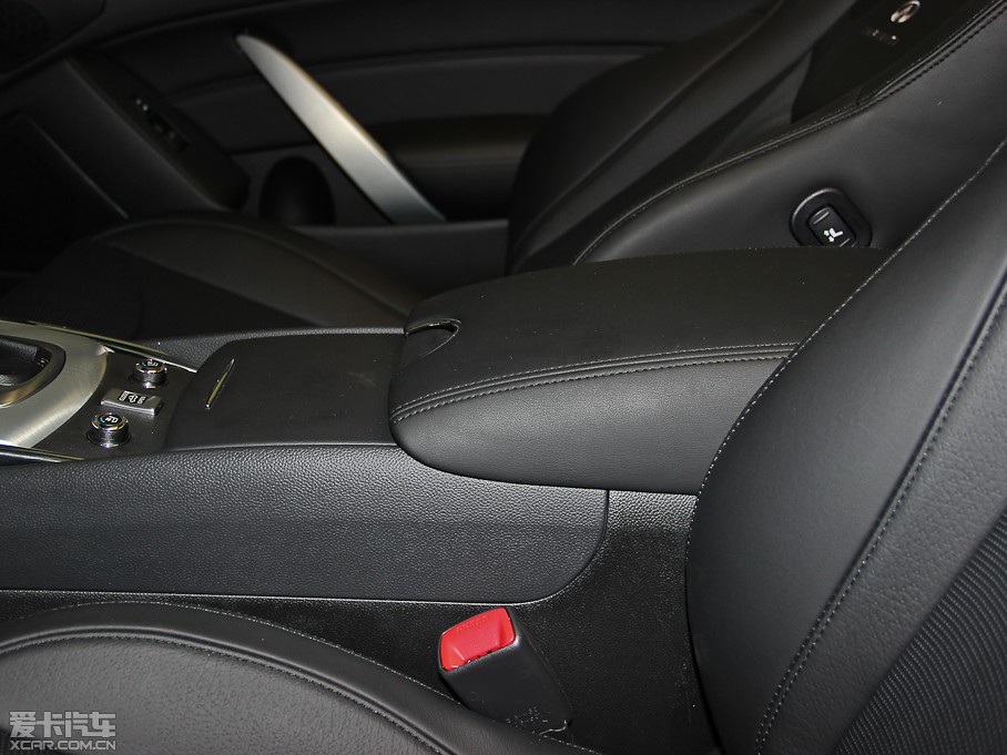 2013ӢQ60 37 Convertible