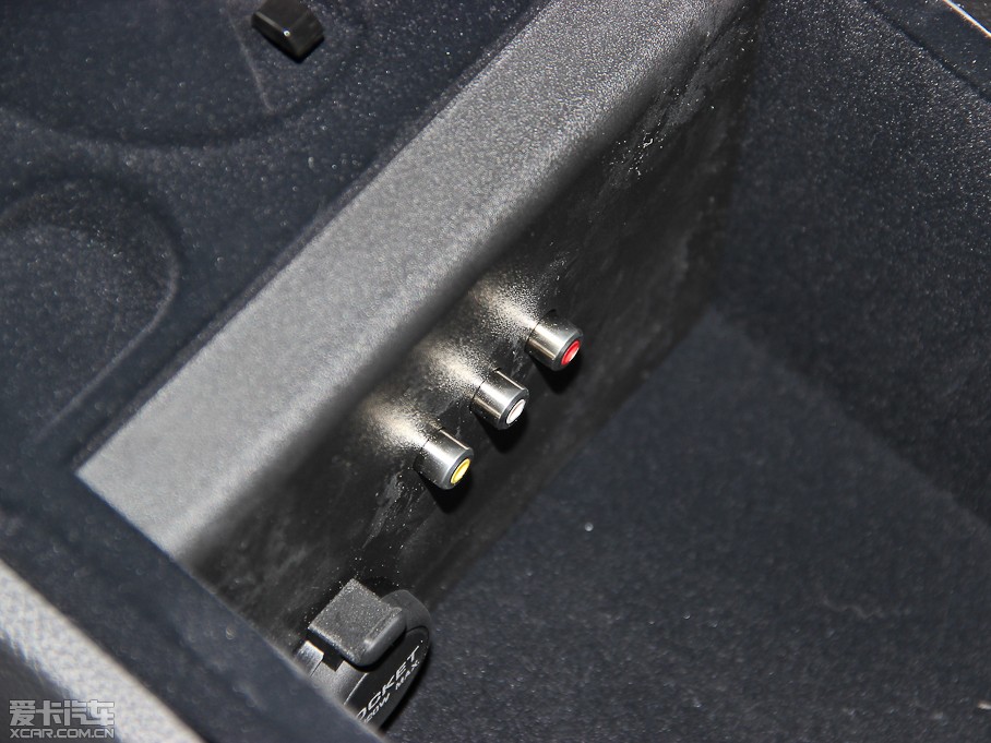 2013ӢQ60 37 Convertible