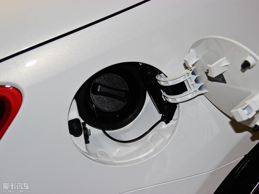 2013ӢQ60 37 Convertible