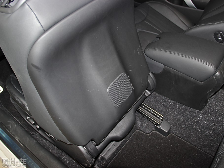 2013ӢQ60 37 Convertible