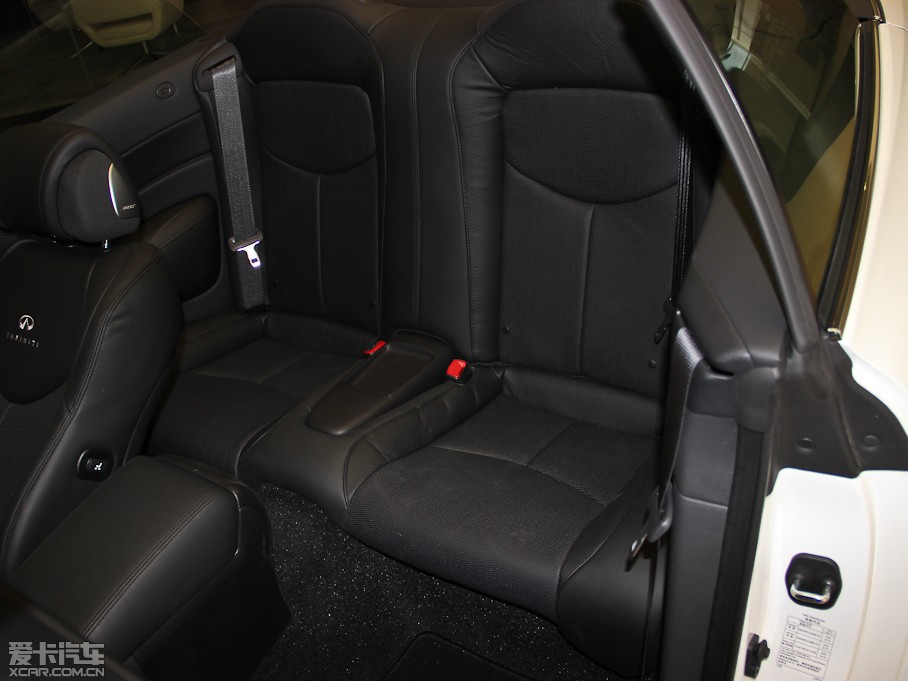 2013ӢQ60 37 Convertible