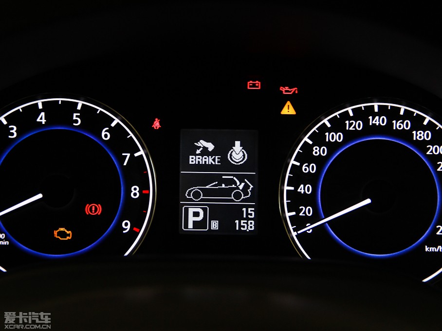 2013ӢQ60 37 Convertible