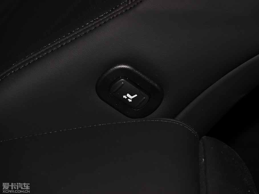 2013ӢQ60 37 Convertible