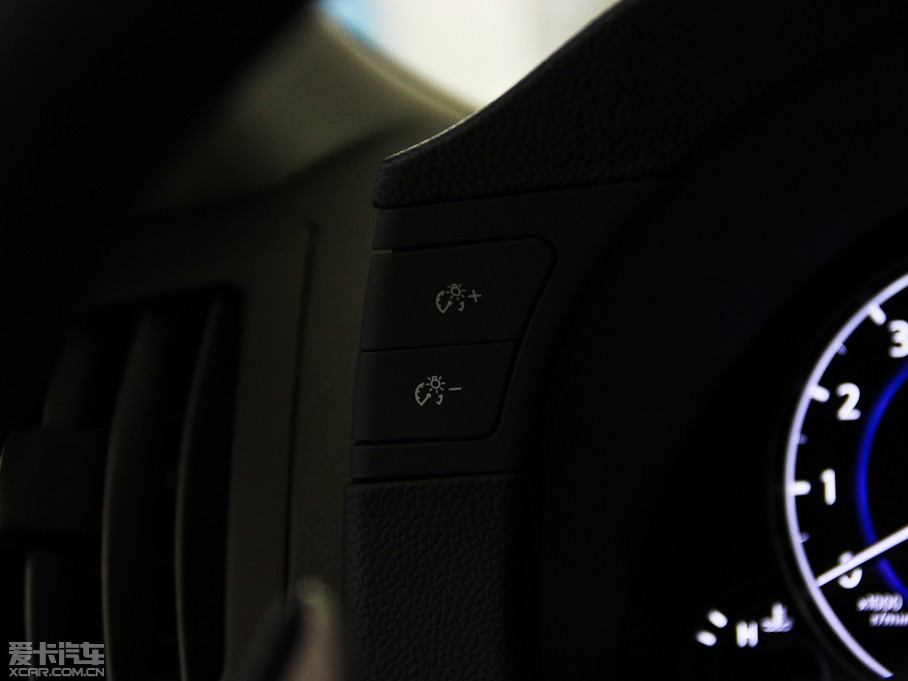 2013ӢQ60 37 Convertible