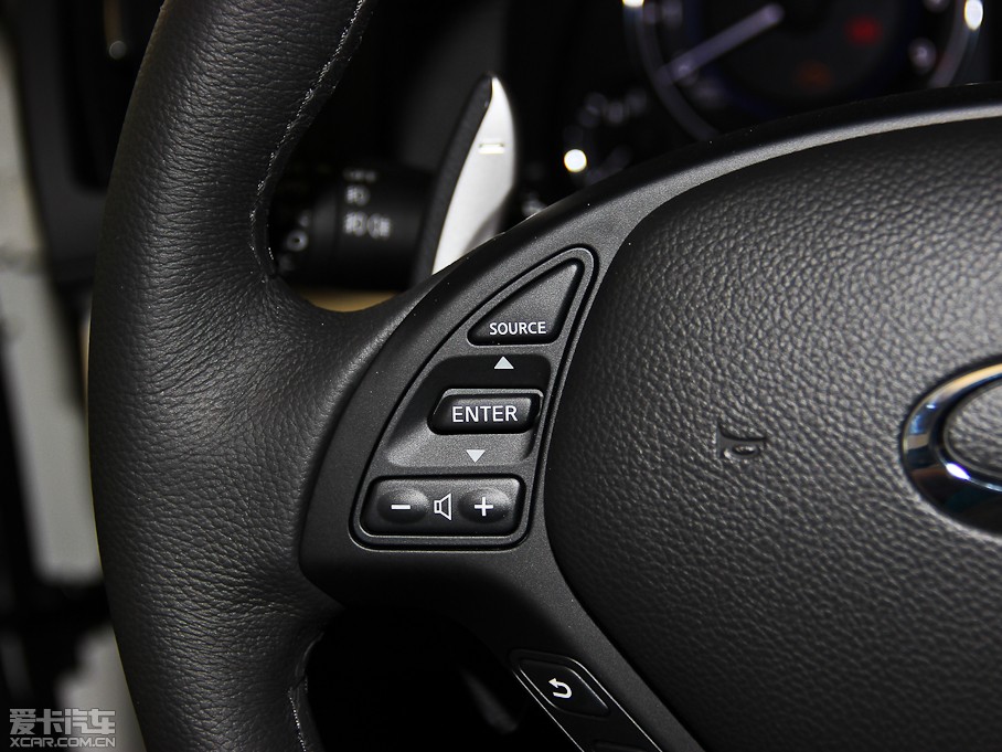 2013ӢQ60 37 Convertible