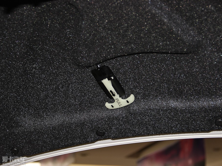 2013ӢQ60 37 Convertible