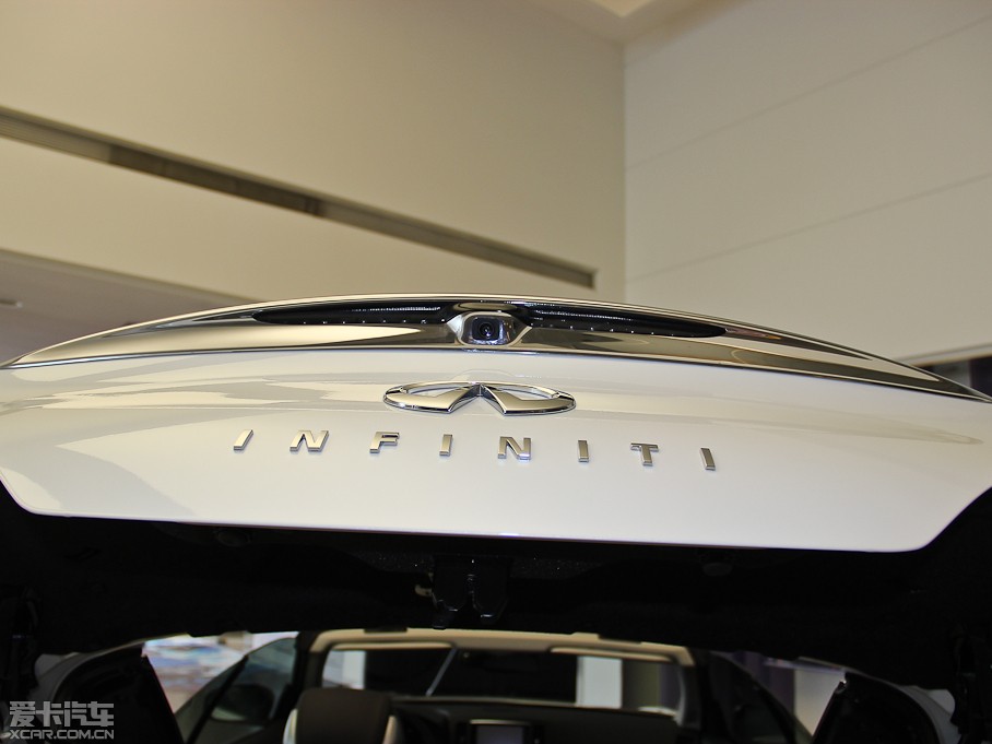 2013ӢQ60 37 Convertible