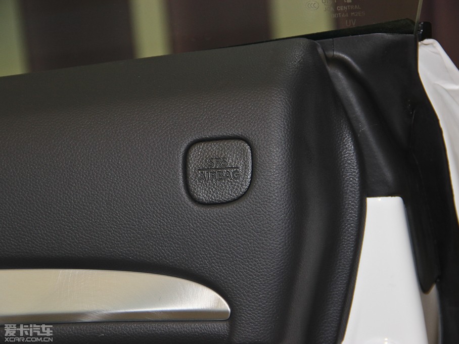 2013ӢQ60 37 Convertible