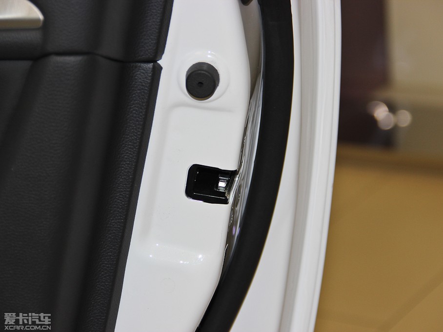 2013ӢQ60 37 Convertible