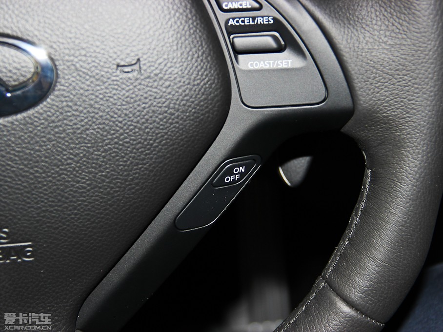 2013ӢQ60 37 Convertible