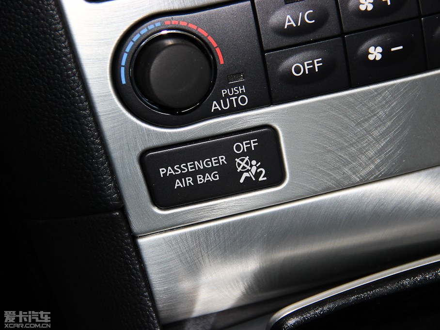 2013ӢQ60 37 Convertible