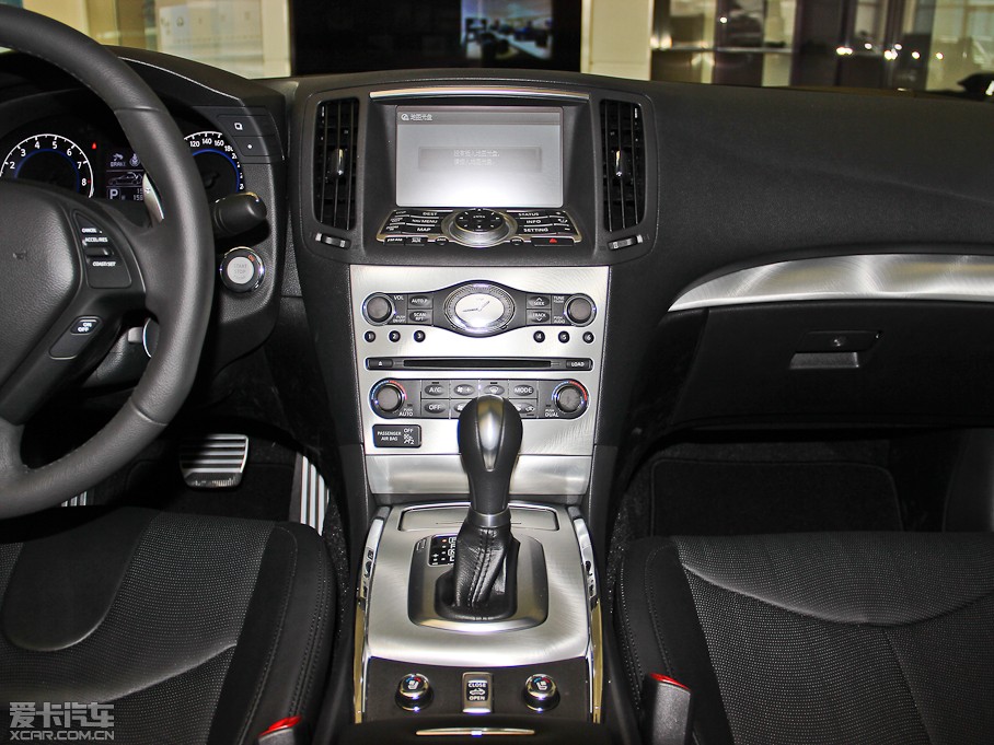 2013ӢQ60 37 Convertible