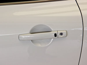 201337 Convertible {T