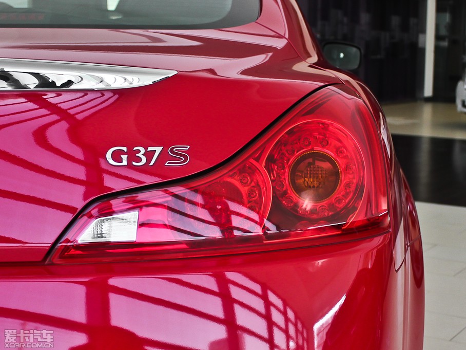2013ӢQ60S 37 Coupe