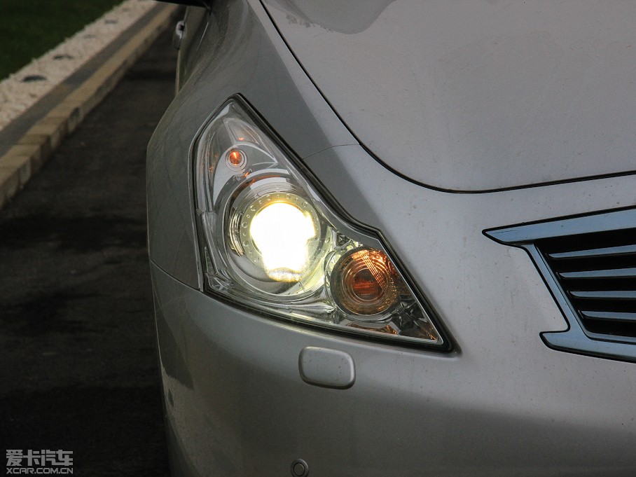 2013ӢGϵ G25 Sedan A\Ӱ