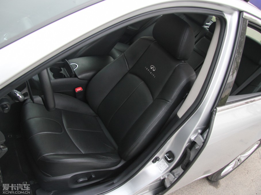 2013ӢGϵ G25 Sedan A\Ӱ