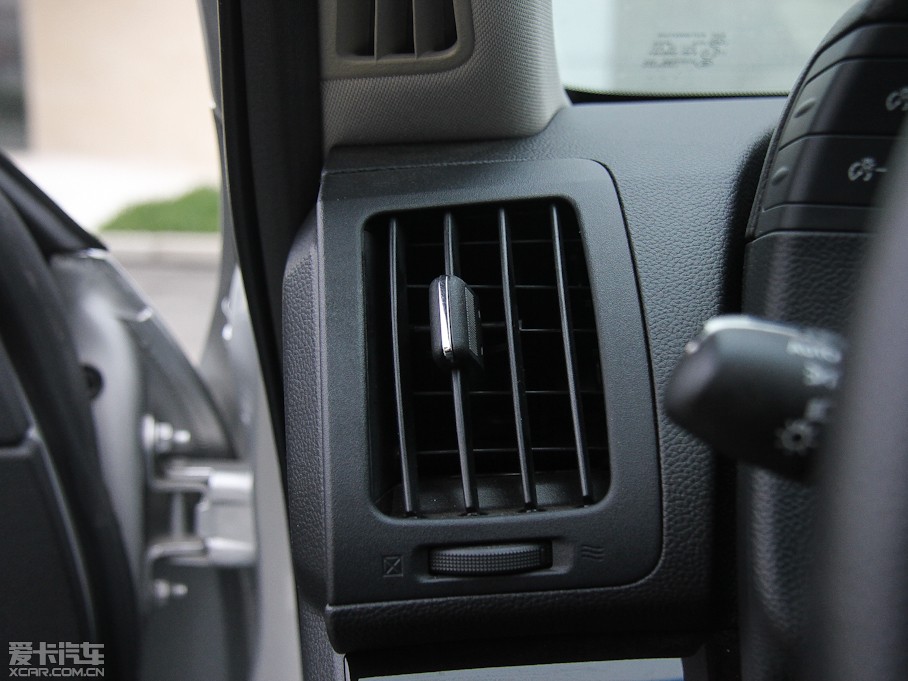 2013��Ӣ�����Gϵ G25 Sedan ���A�\�Ӱ�