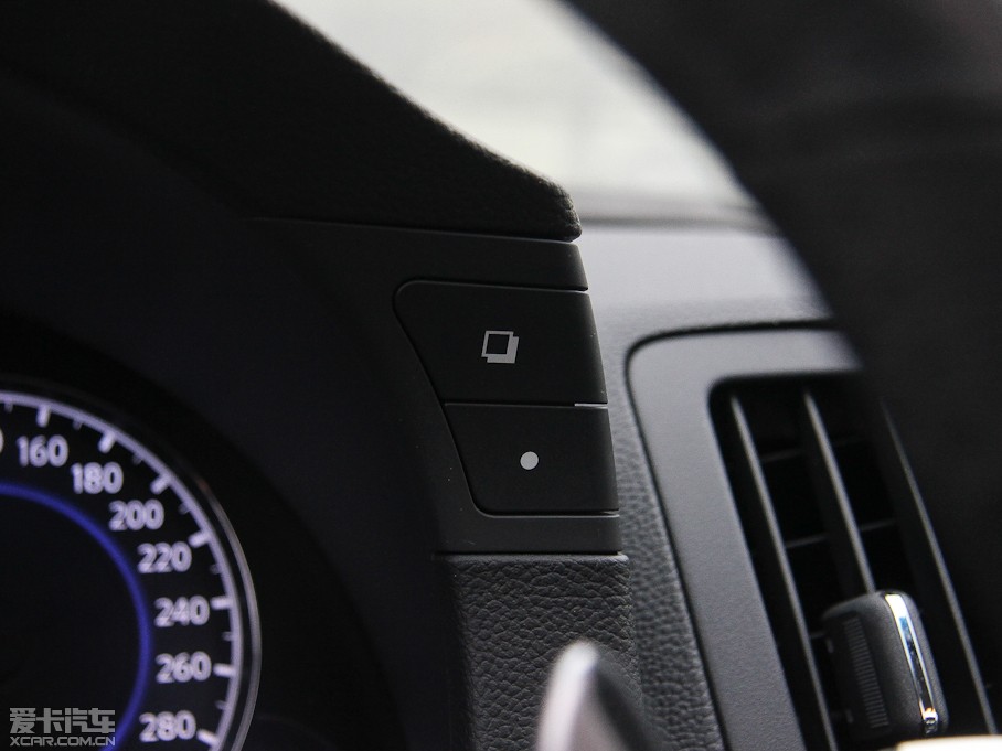 2013ӢGϵ G25 Sedan A\Ӱ