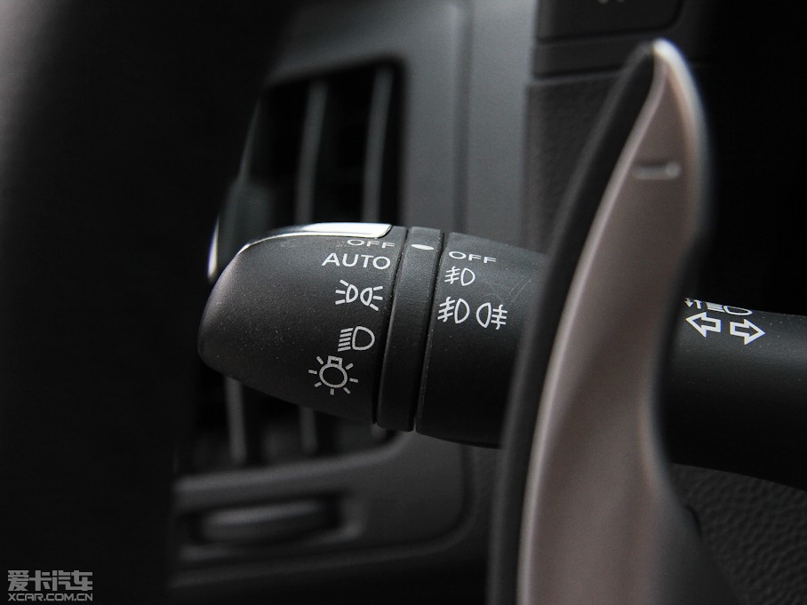 2013ӢGϵ G25 Sedan A\Ӱ