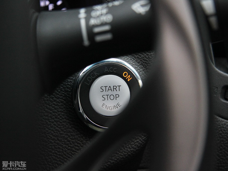 2013ӢGϵ G25 Sedan A\Ӱ