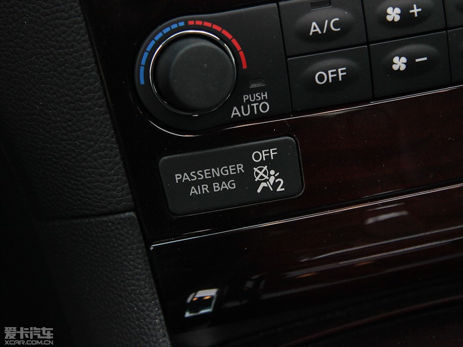 2013ӢGϵ G25 Sedan A\Ӱ