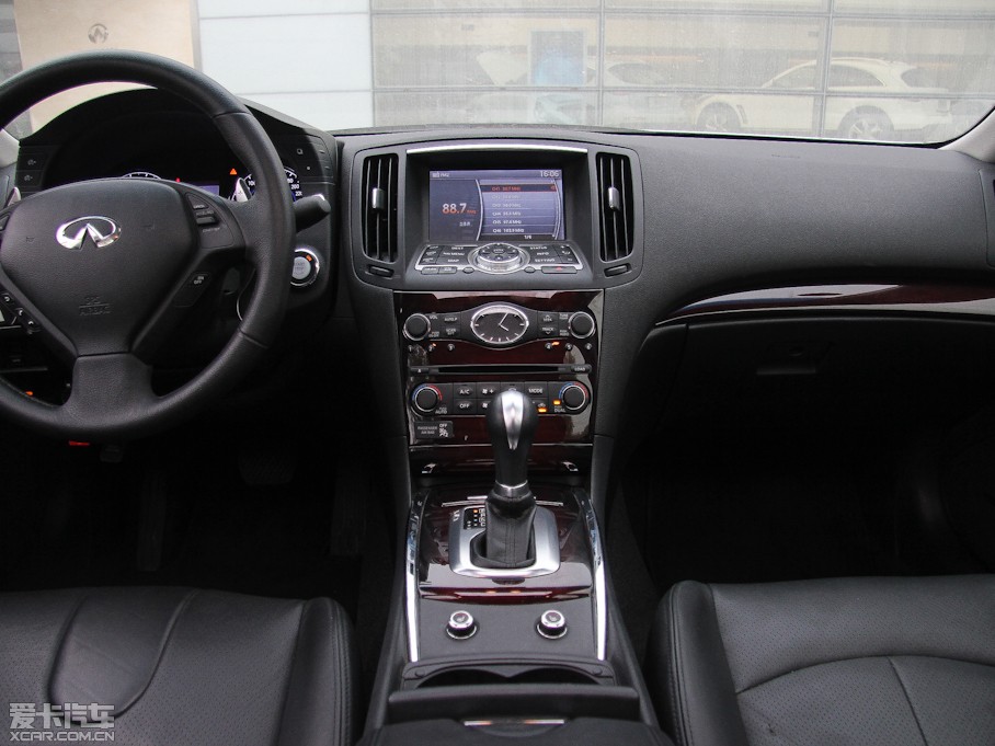 2013��Ӣ�����Gϵ G25 Sedan ���A�\�Ӱ�