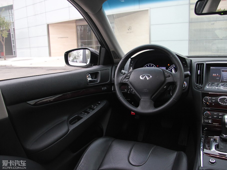 2013ӢGϵ G25 Sedan A\Ӱ