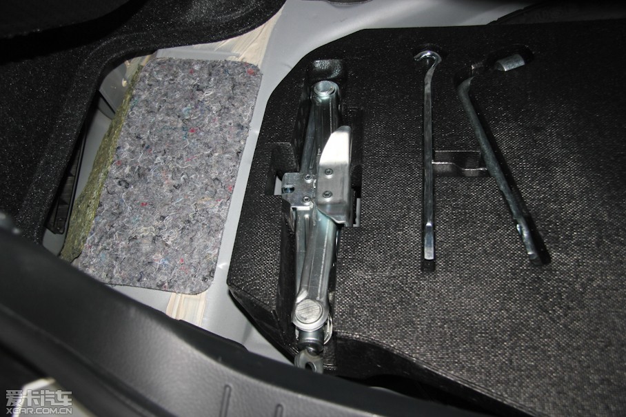 2013ӢGϵ G25 Sedan A\Ӱ