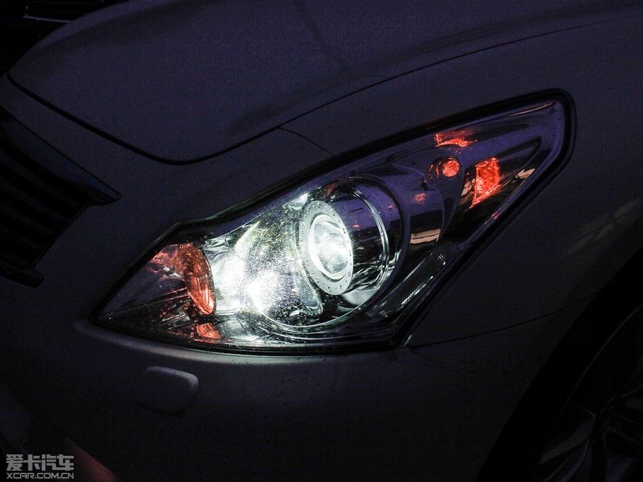 2013��Ӣ�����Gϵ G37 Sedan