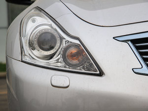 2013G25 Sedan A\Ӱ ^