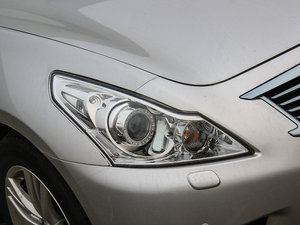 2013G25 Sedan A\Ӱ ^